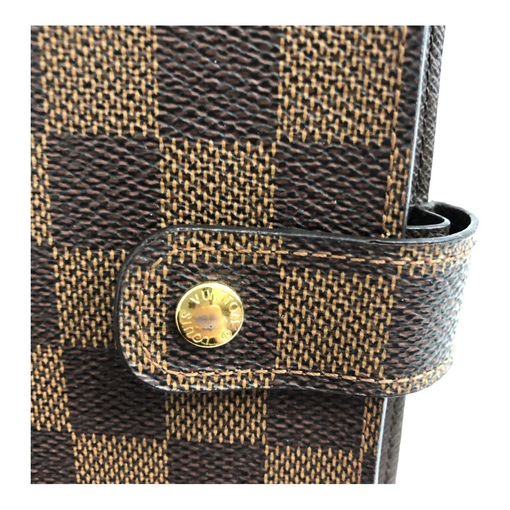 Louis Vuitton Damier MM Authentic Agenda Cover — Pre-filled! 👀 - Picture 4 of 15